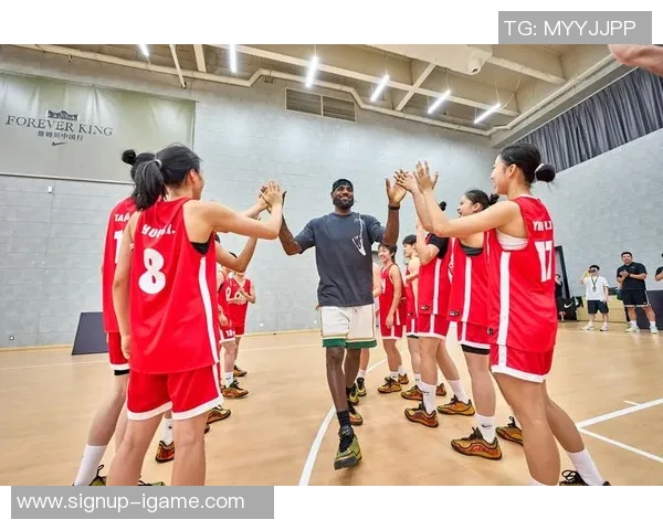 探索篮球明星King的传奇生涯与辉煌成就揭秘